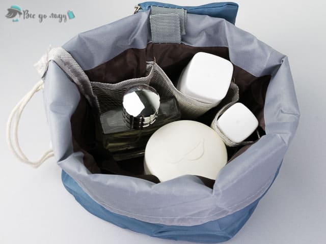 Як упакувати туалетне приладдя та косметику для подорожі